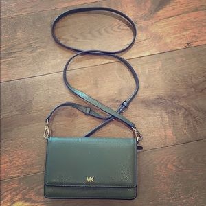 Michael Kors Crossbody Wallet